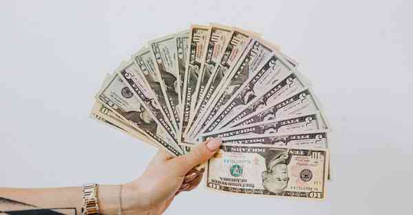 大数据包含设备数据的行业文章