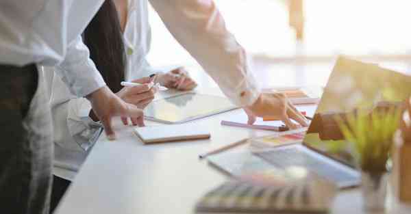 大数据包含设备数据的行业文章