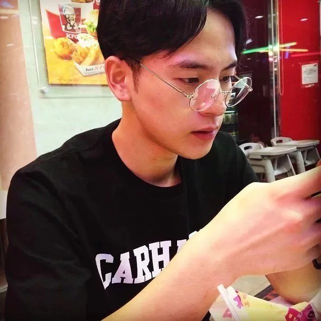 尹梵涛世