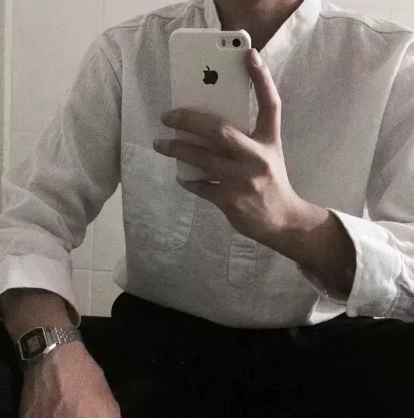 任伟唯豪