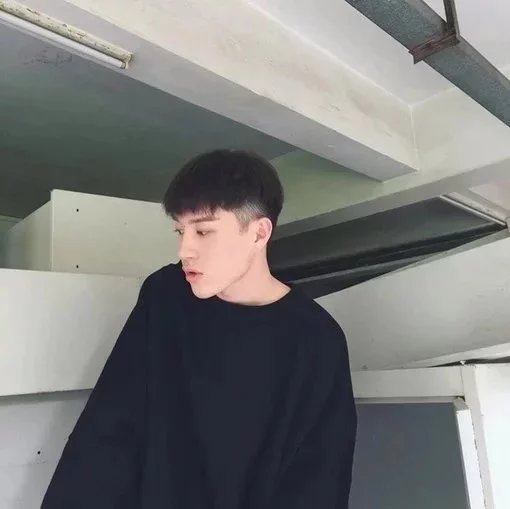 顾雪纪眉